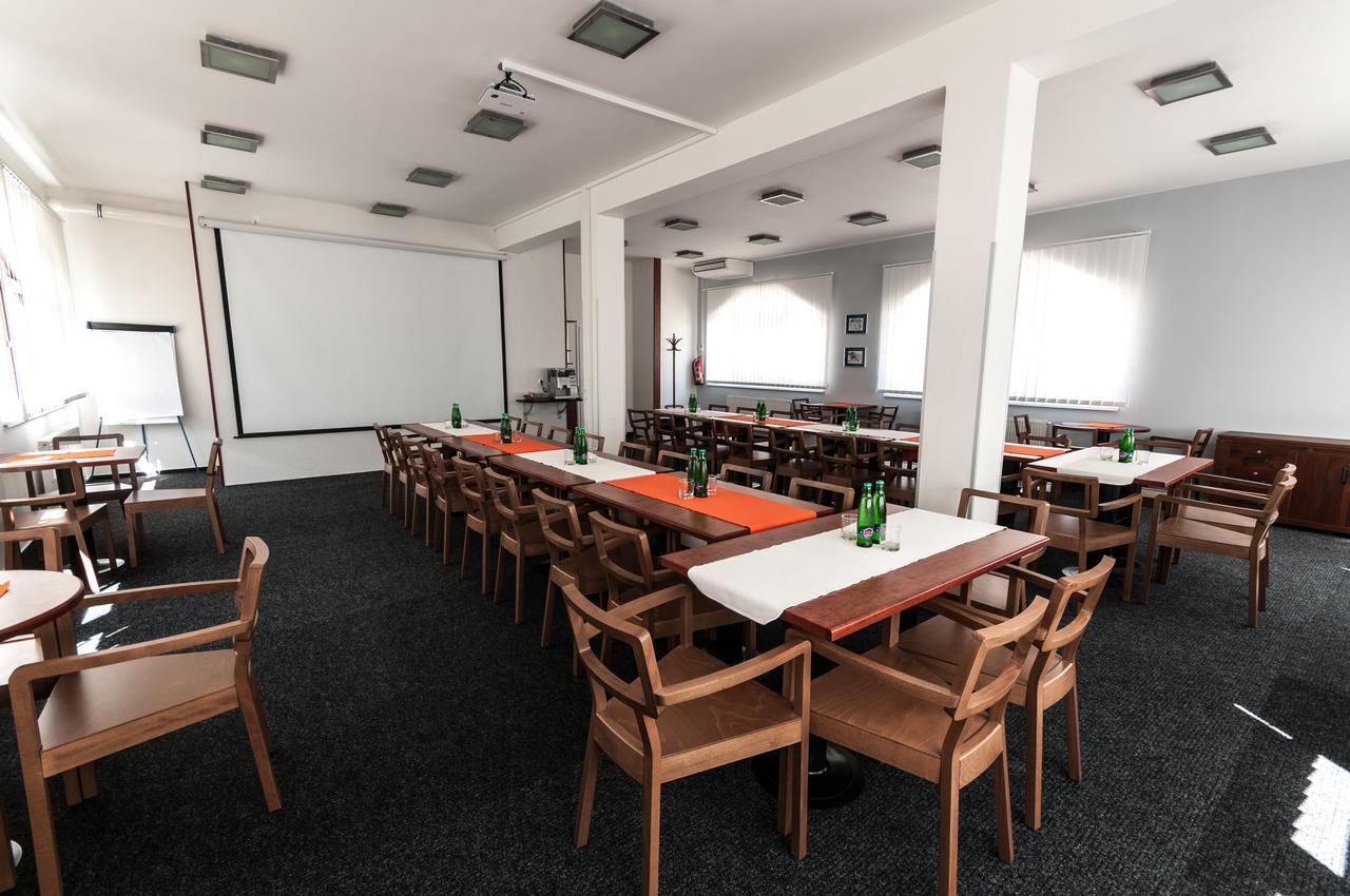 Hotel Slunecni Dvur Брно Екстер'єр фото